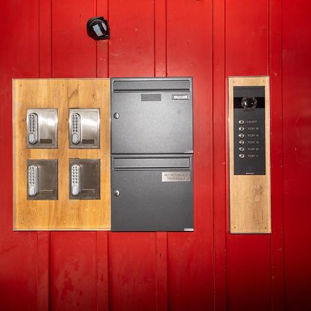 Crimson Cottage Apartments Dornbirn Luaran gambar