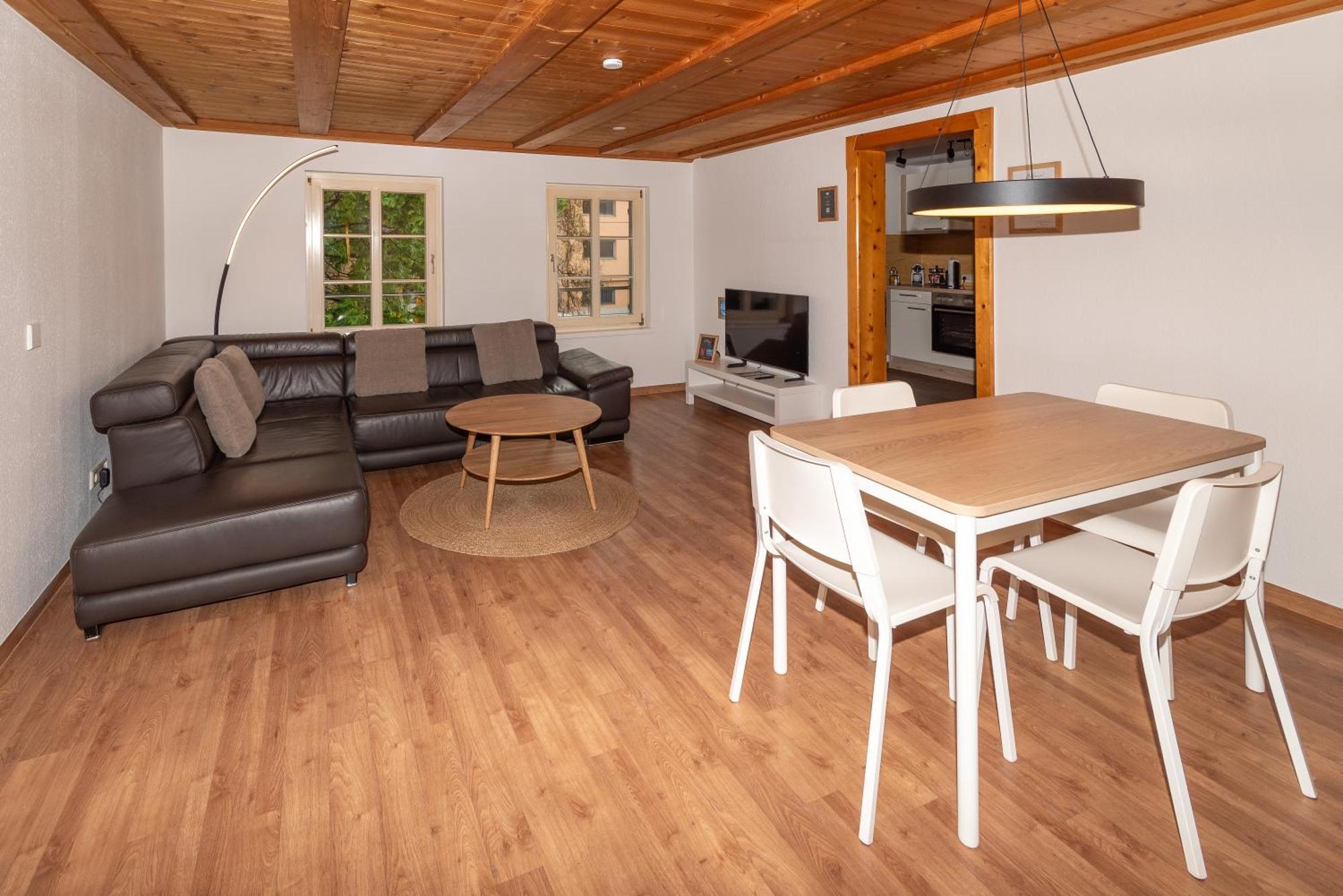 Crimson Cottage Apartments Dornbirn Luaran gambar