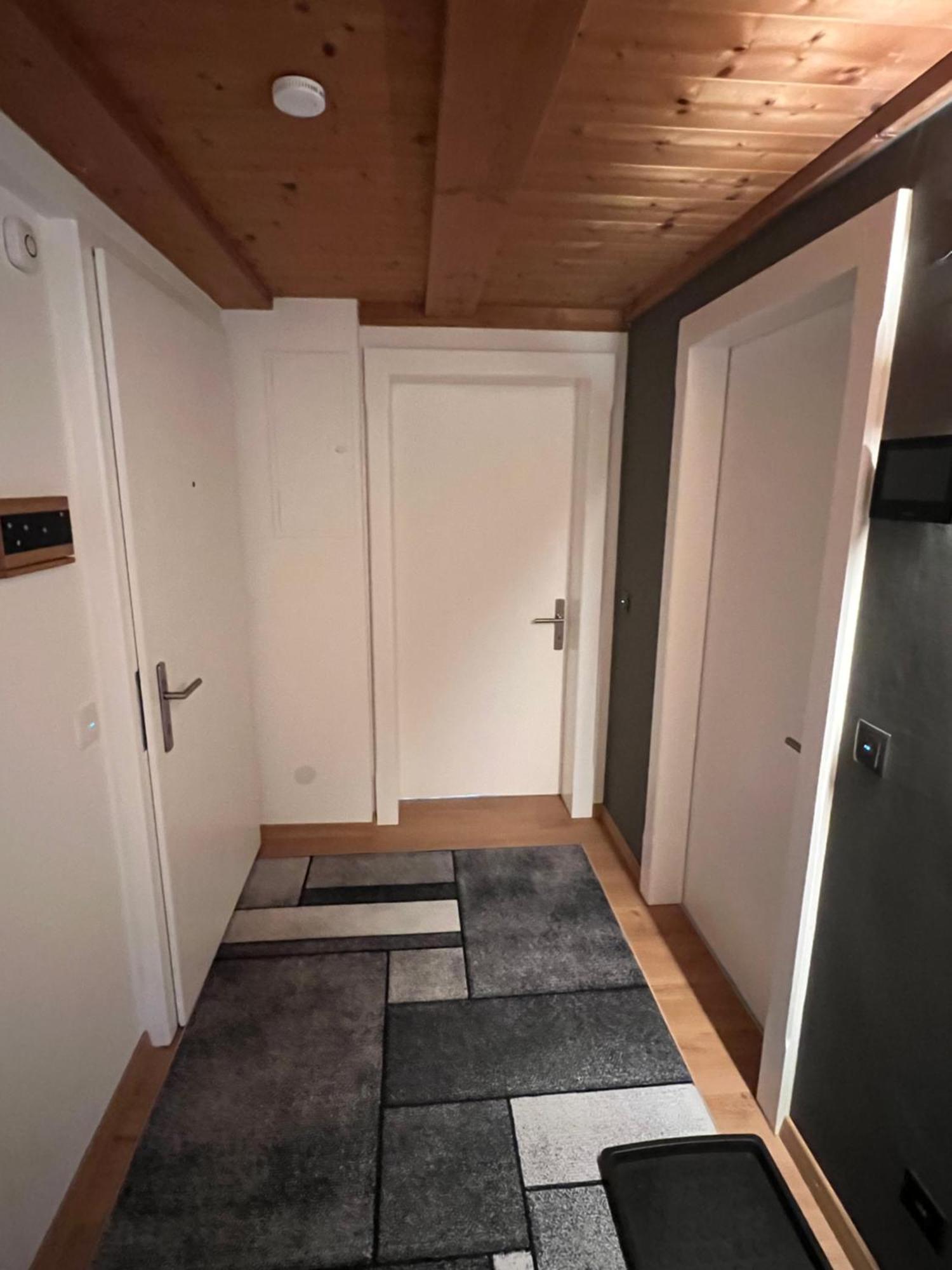 Crimson Cottage Apartments Dornbirn Luaran gambar
