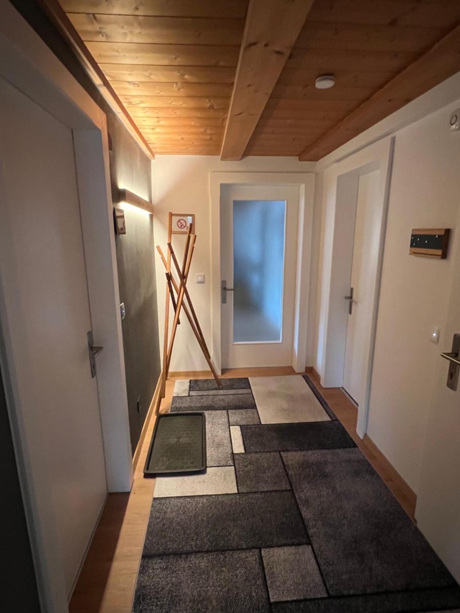 Crimson Cottage Apartments Dornbirn Luaran gambar